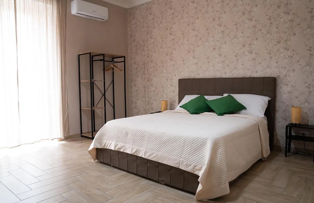 B&B Caracciolo 109-1